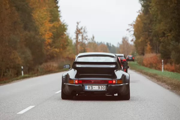 Porsche 911 Turbo 930